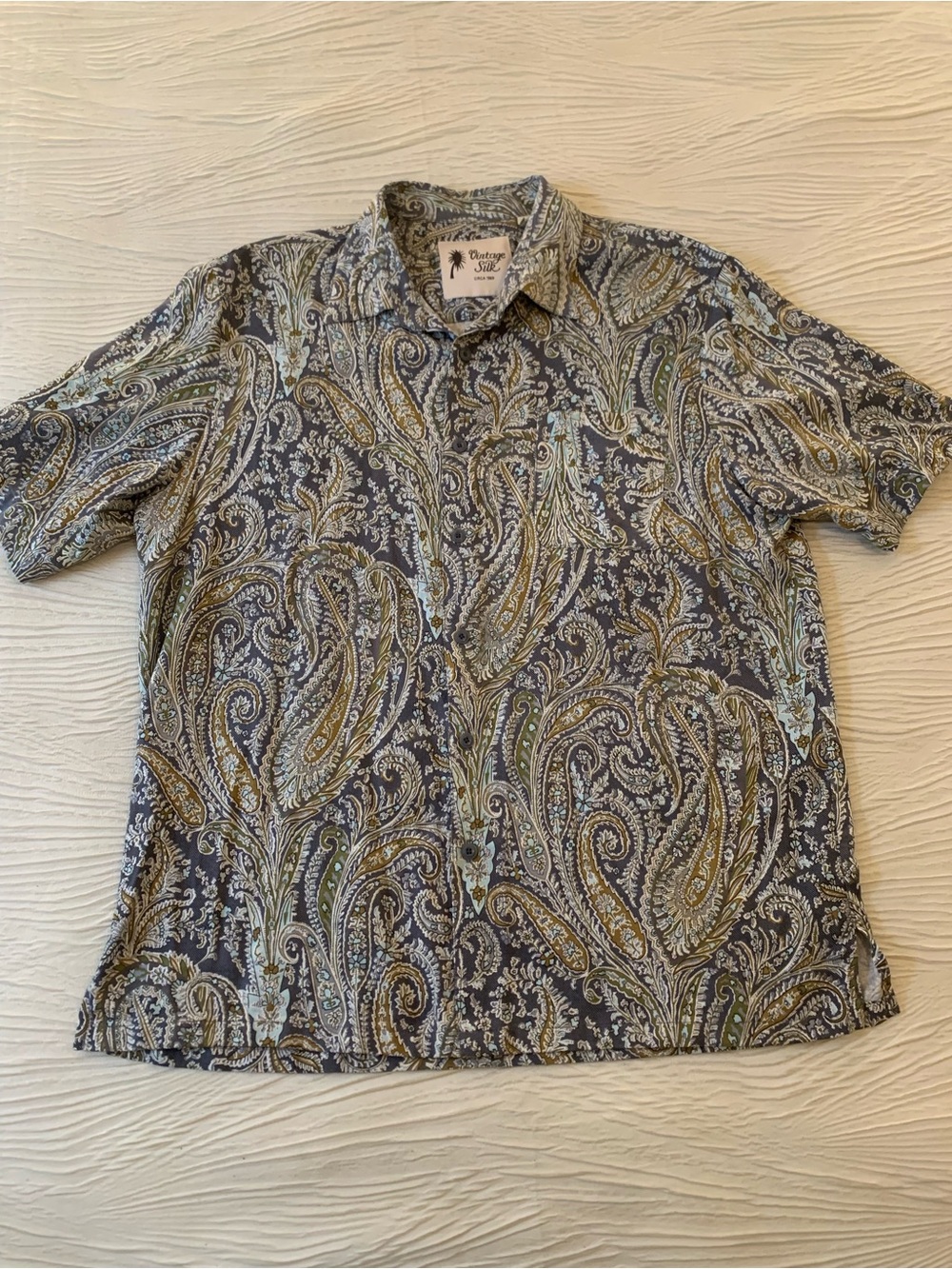 Vintage Silk brand Paisley Patterned 100% Silk Button Down Shirt, size XL
